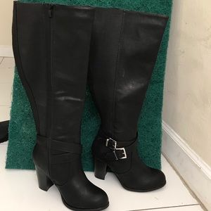 Wide black buckle heel boots